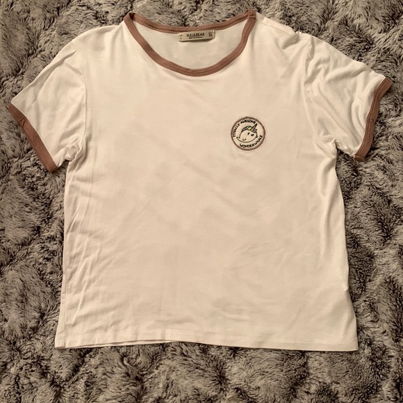 PULL & BEAR cute white graphic short sleeve tshirt with narwhal - Picture 2 of 4